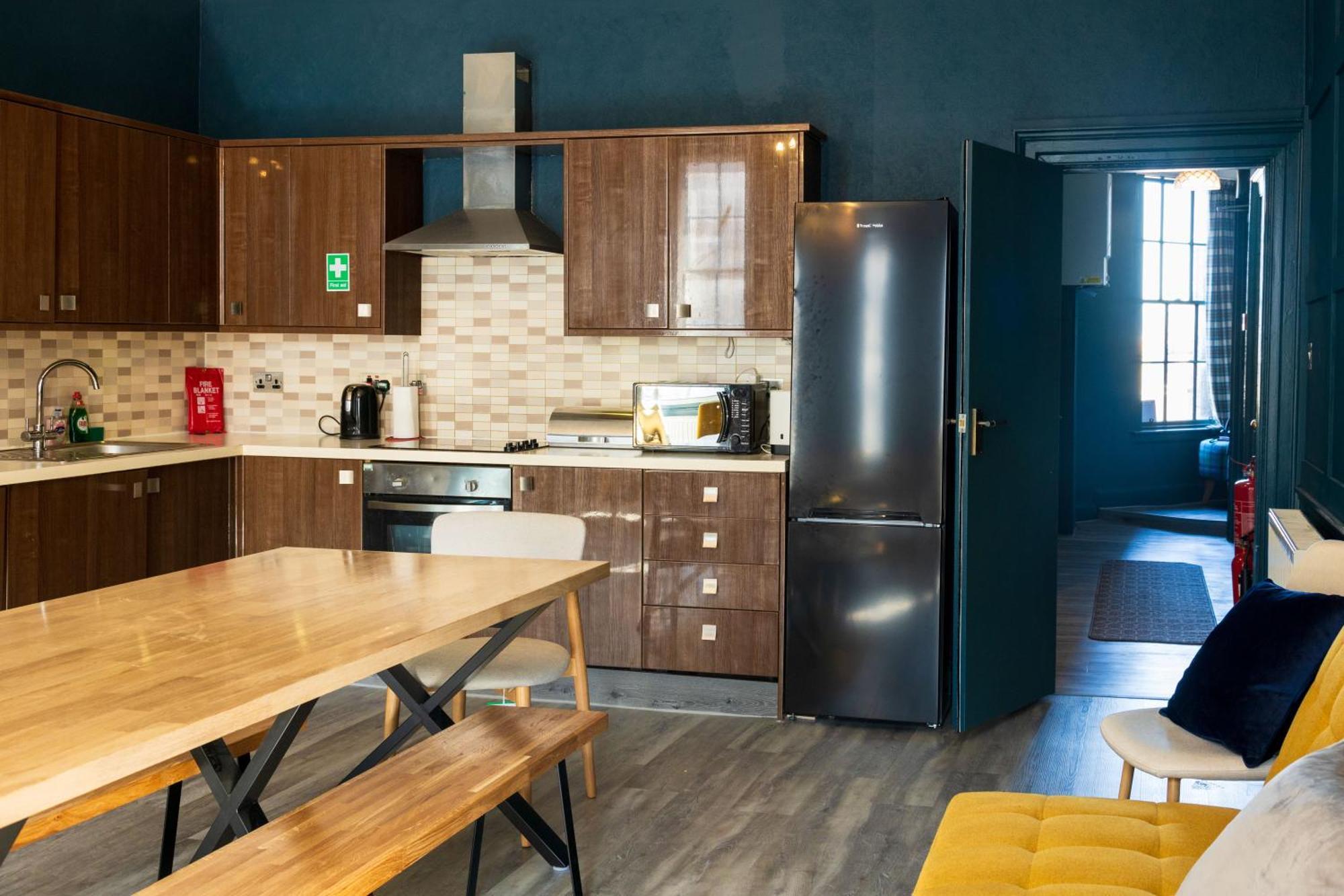 Tron Kirk Residence — Photos 3
